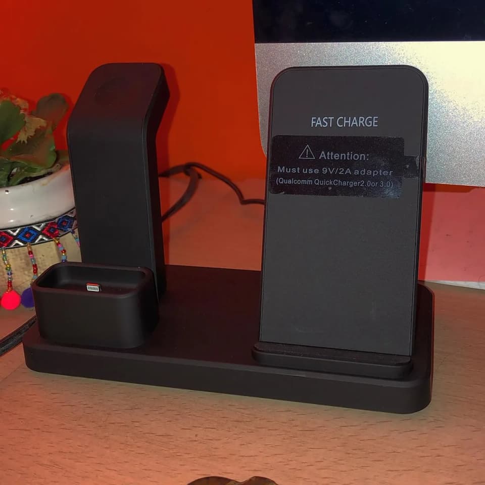 MagDock 3-in-1 Wireless Charger