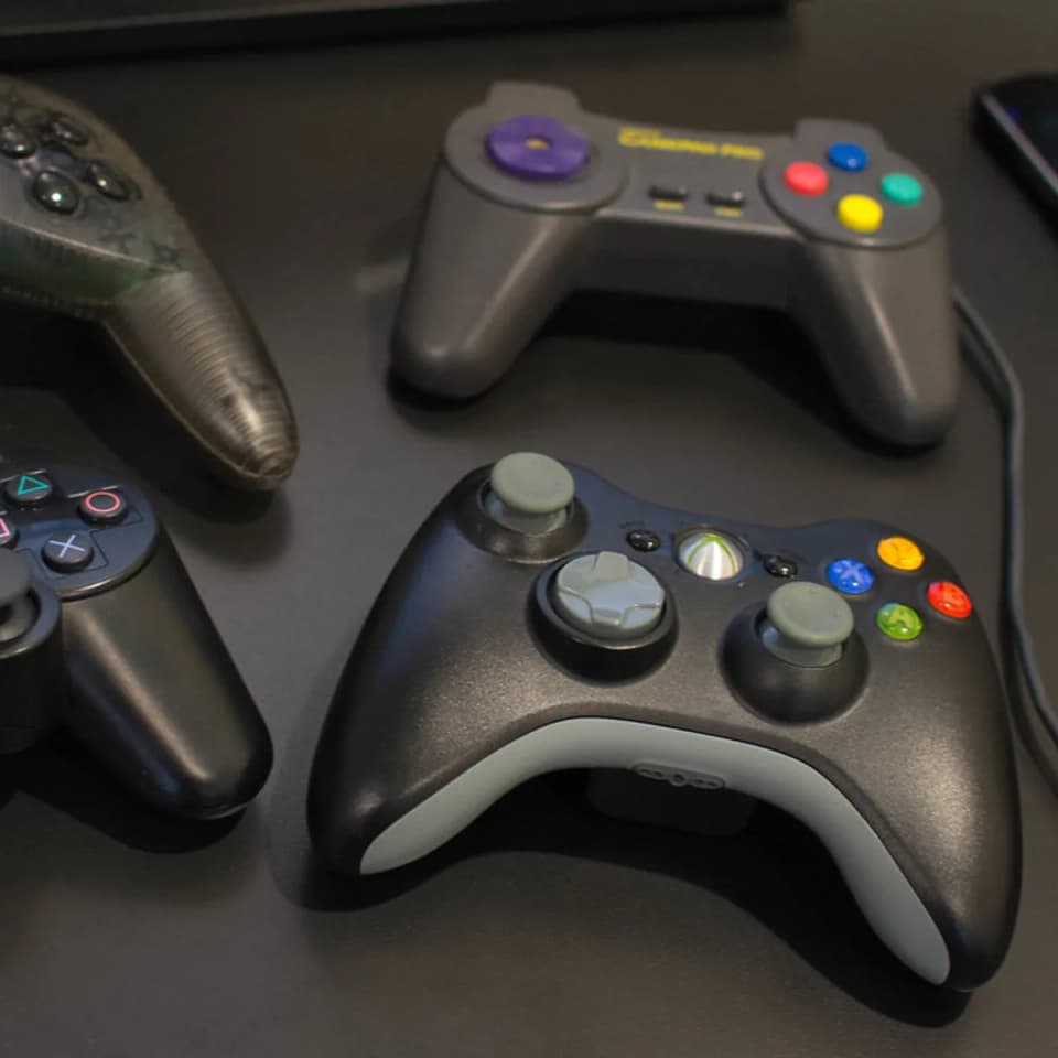 Nova Game Controller
